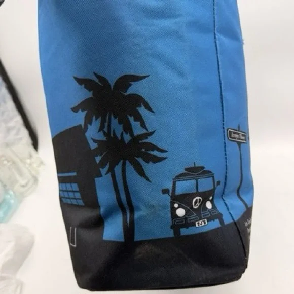 NWT TRADER JOE’S Blue Insulated Tote Bag w/Sturdy Handles and Zipper Top - Picture 6 of 11